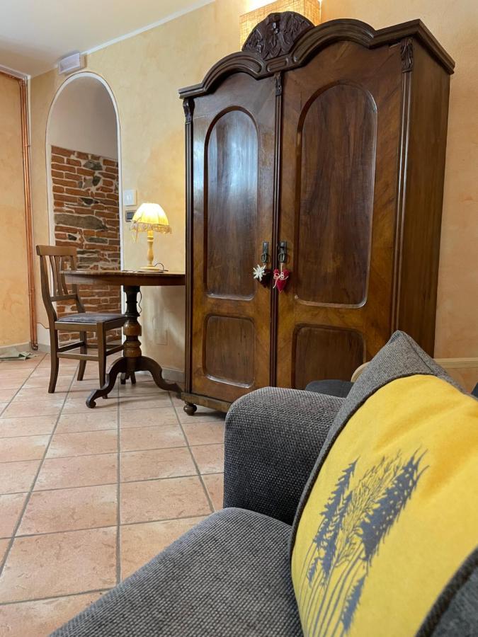 Nel Vecchio Borgo Daire Verrès Dış mekan fotoğraf
